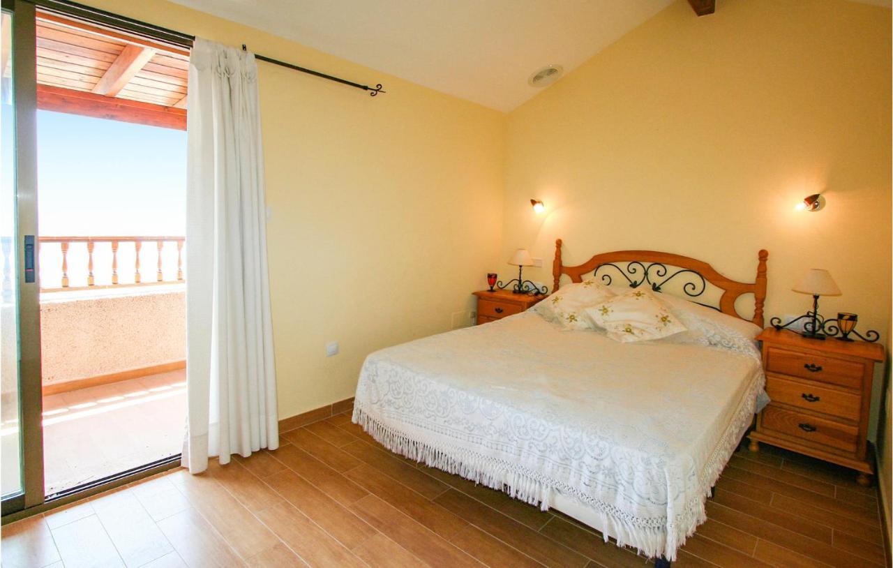 Lovely Home In Santa Pola With House Sea View Zewnętrze zdjęcie